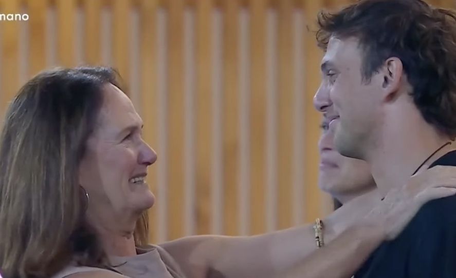 María se reencontró con su hijo Bautistas, luego de no verlo por casi tres meses. 