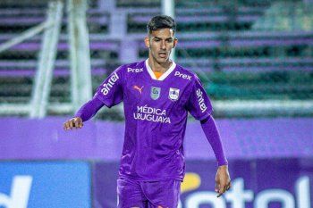 Renzo Giampaoli, el defensor central que busca Gimnasia. 