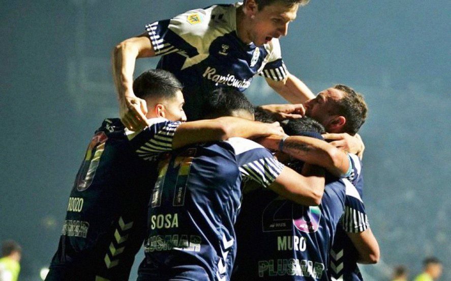Gimnasia venía de superar a Defensa en el Bosque (Foto: prensa GELP).