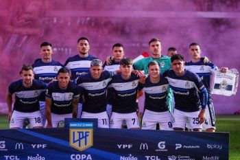 Los once de Gimnasia en su visita a Estudiantes por un nuevo Clásico Platense. (Foto: prensa GELP)