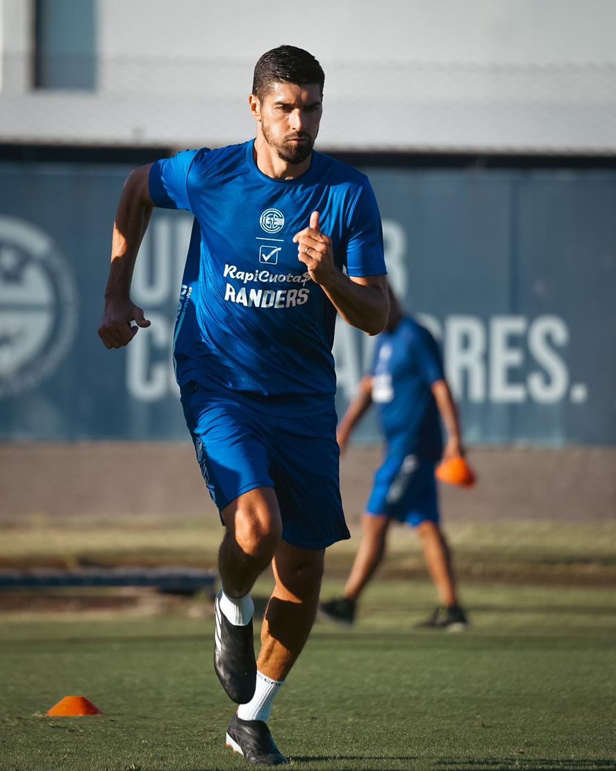 Suso, la primera nueva cara del plantel 2025