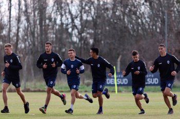 Gimnasia se reencontó en Estancia Chica.