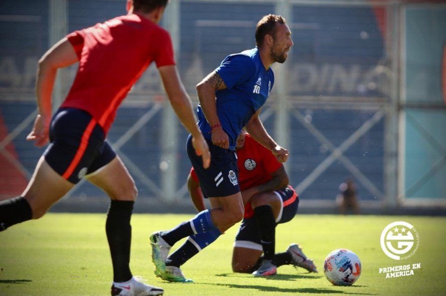 Brahian Alemán fue titular en la victoria de Gimnasia ante San Lorenzo