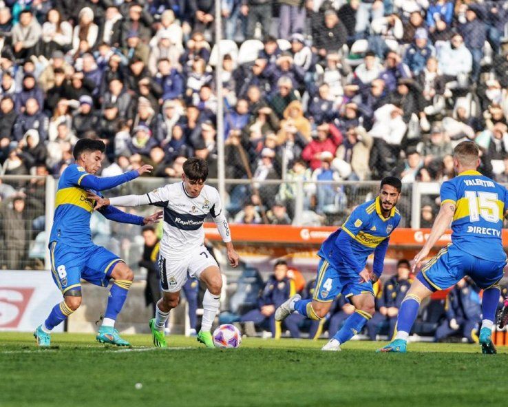 Gimnasia y Boca no juegan hace más de un año. Gimnasia y Boca no juegan hace más de un año.