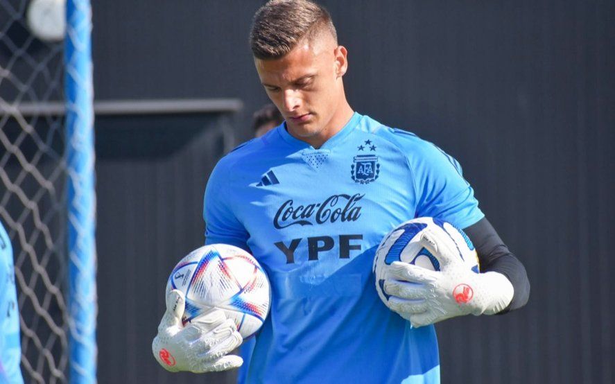 Fabricio Iacovich, arquero de Estudiantes, con la Selección Argentina Sub 23