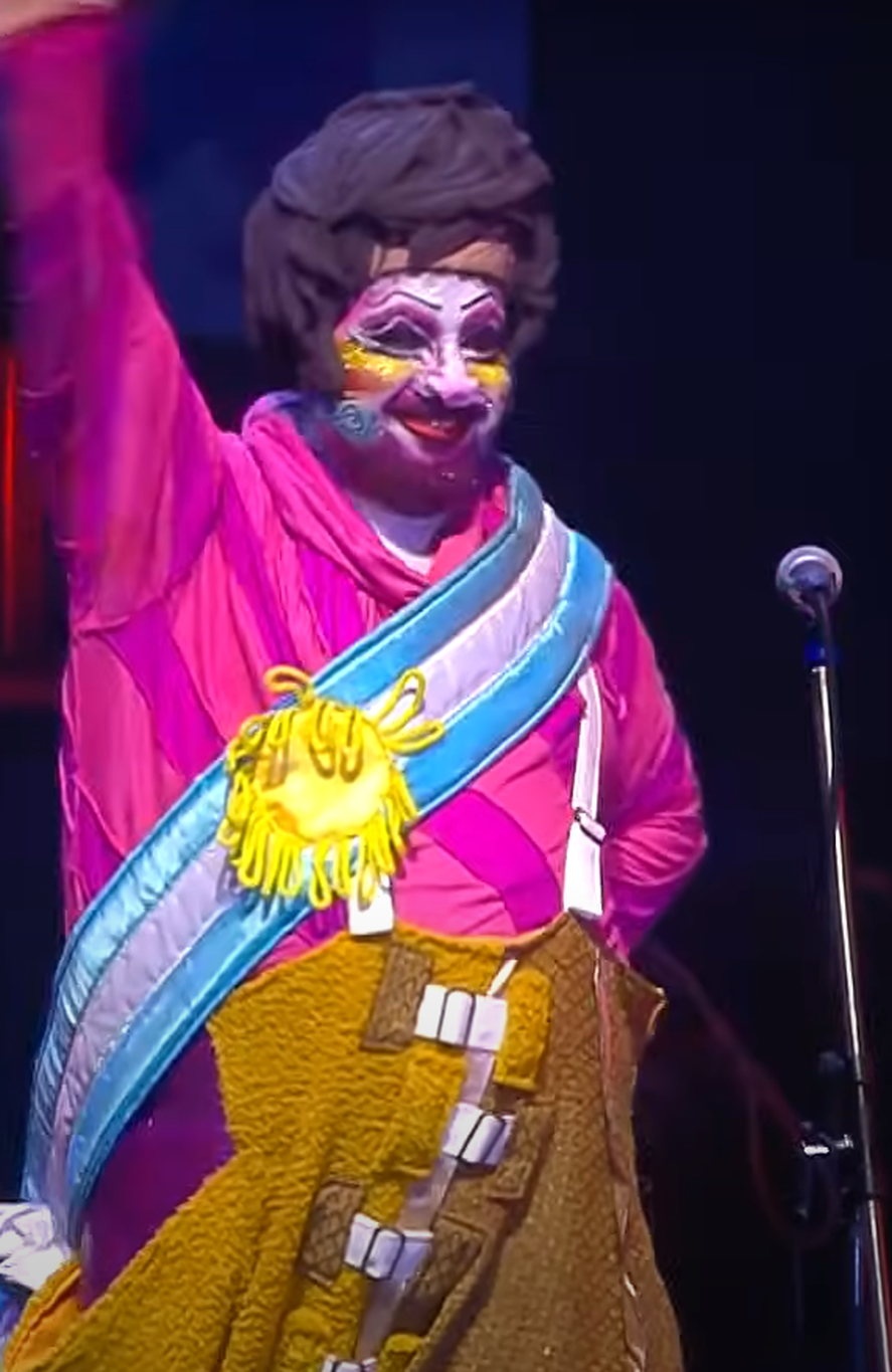 La representación de la murga "Un Título Viejo" de Javier Milei. La representación de la murga "Un Título Viejo" de Javier Milei.