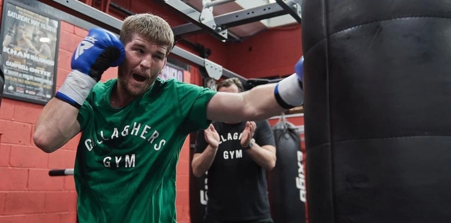 El mundo del boxeo se prepara para el choque entre Maravilla Martínez y McGowan.
