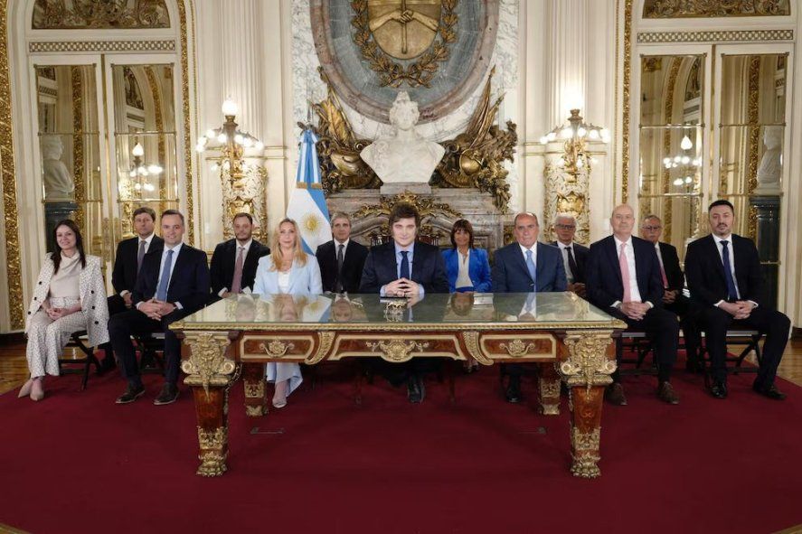 En cadena nacional, Javier Milei habló de eliminar el 90% de los impuestos nacionales.