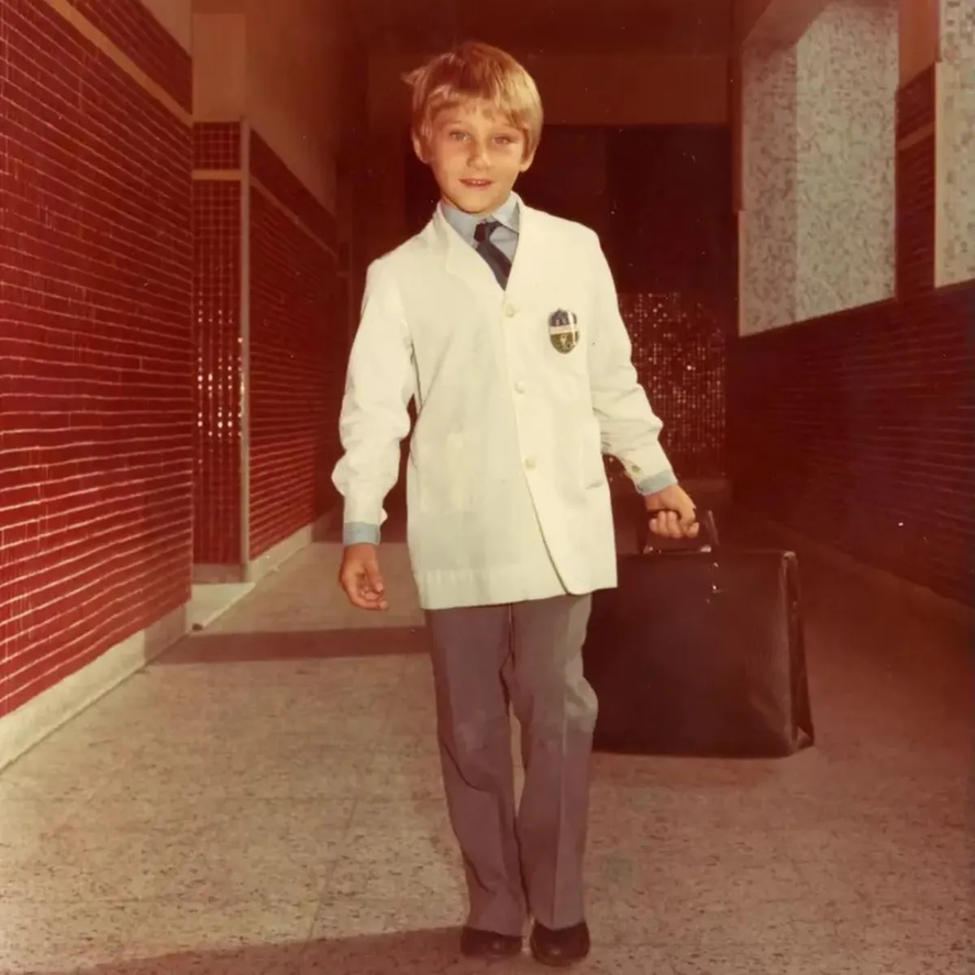 Javier Milei en su estadía en el Colegio Copello. Javier Milei en su estadía en el Colegio Copello.