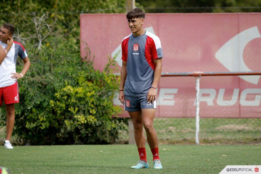 Joaquín Pereyra en un entrenamiento de Estudiantes (Foto: Prensa EDLP) Joaquín Pereyra en un entrenamiento de Estudiantes (Foto: Prensa EDLP)