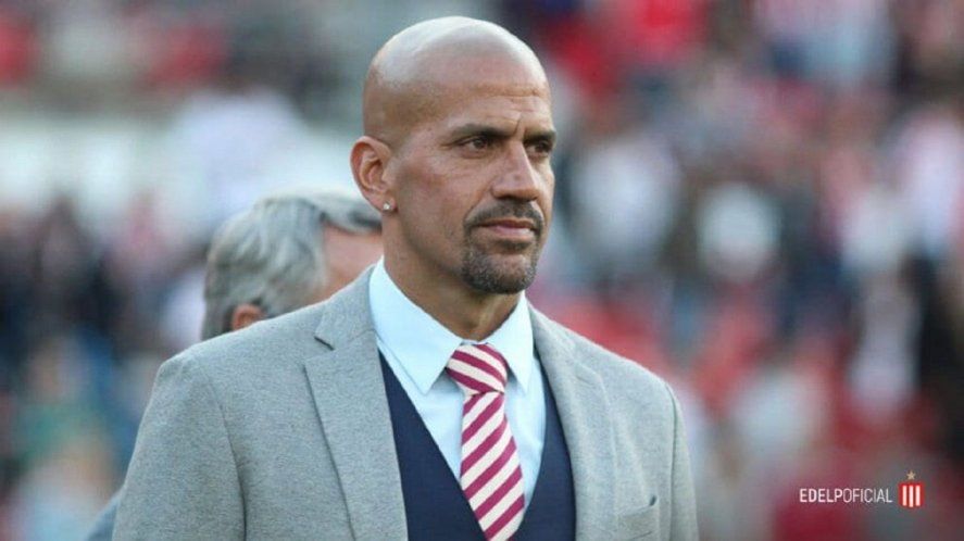 Juan Sebastián Verón estará presente en UNO. Juan Sebastián Verón estará presente en UNO.