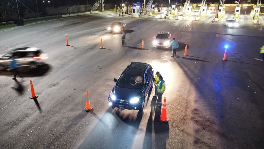 Las cifras del control de alcoholemia en la Autopista Buenos Aires - La Plata. Las cifras del control de alcoholemia en la Autopista Buenos Aires - La Plata.