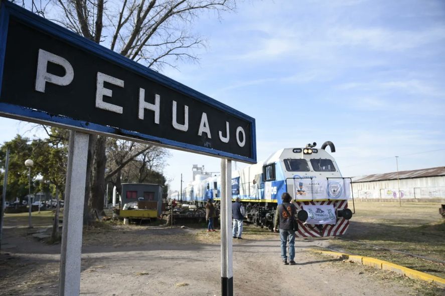 Peligra el tren recuperado a Pehuaj&oacute;: &ldquo;Parece que se lo llevan&rdquo;