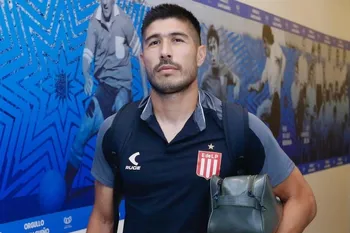 Lollo y su último viaje con el plantel de Estudiantes.