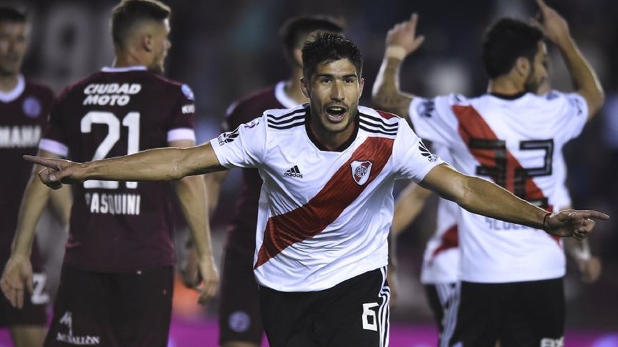 Lollo durante su paso por River Lollo durante su paso por River