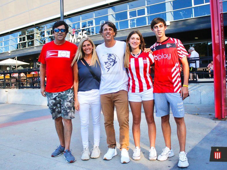 Luis Martín, campeón de América con la Selección Argentina, y su fanatismo por Estudiantes Luis Martín, campeón de América con la Selección Argentina, y su fanatismo por Estudiantes