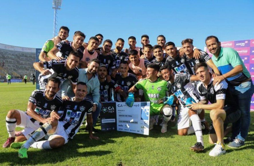 Marcos Ledesma, hoy en Gimnasia, y Matías Mansilla, hoy en Estudiantes, compañeros en Central Córdoba Marcos Ledesma, hoy en Gimnasia, y Matías Mansilla, hoy en Estudiantes, compañeros en Central Córdoba