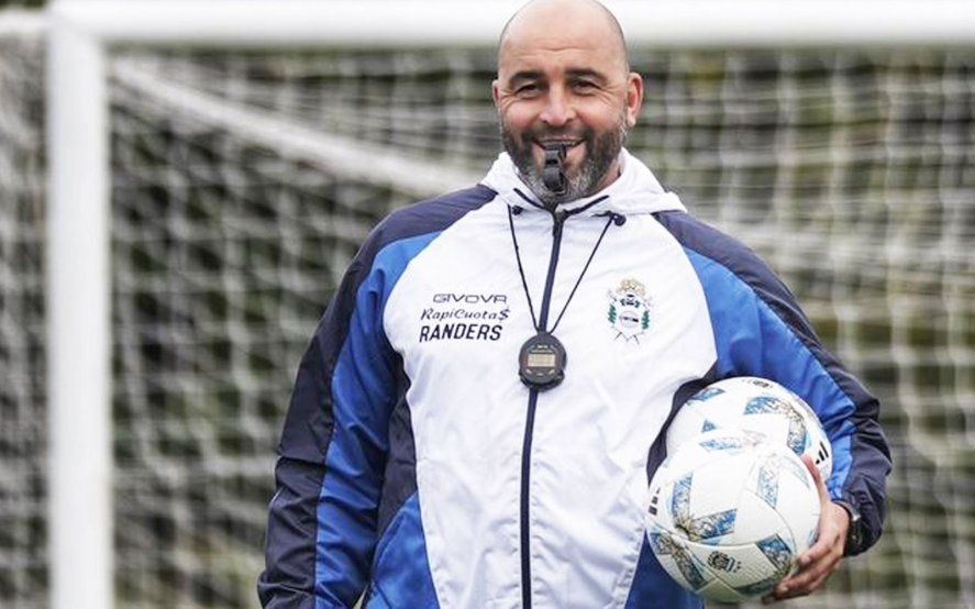 Marcelo Méndez, DT de Gimnasia, en Estancia Chica. (Foto: prensa GELP) Marcelo Méndez, DT de Gimnasia, en Estancia Chica. (Foto: prensa GELP)