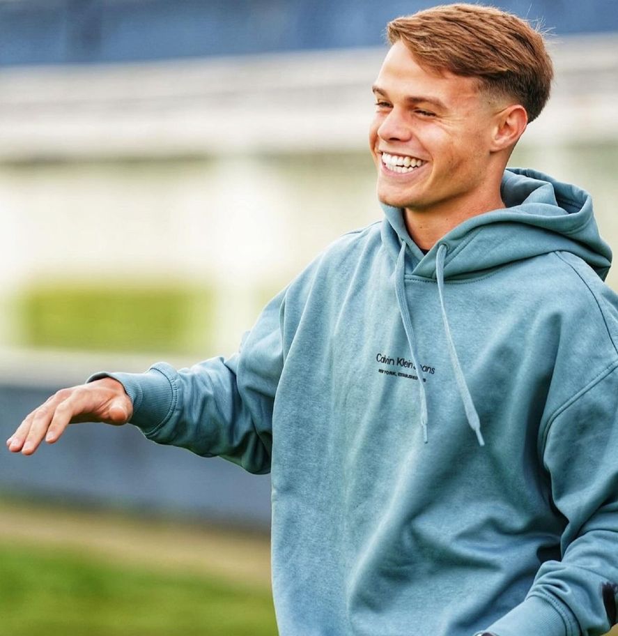 Miramón, cuando visitó el Bosque en mayo pasado. Ahora será jugador de Boca.
