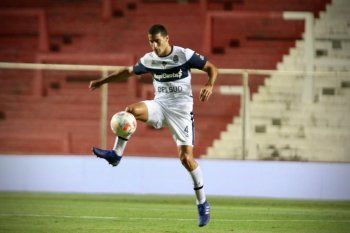 Leonardo Morales, defensor de Gimnasia