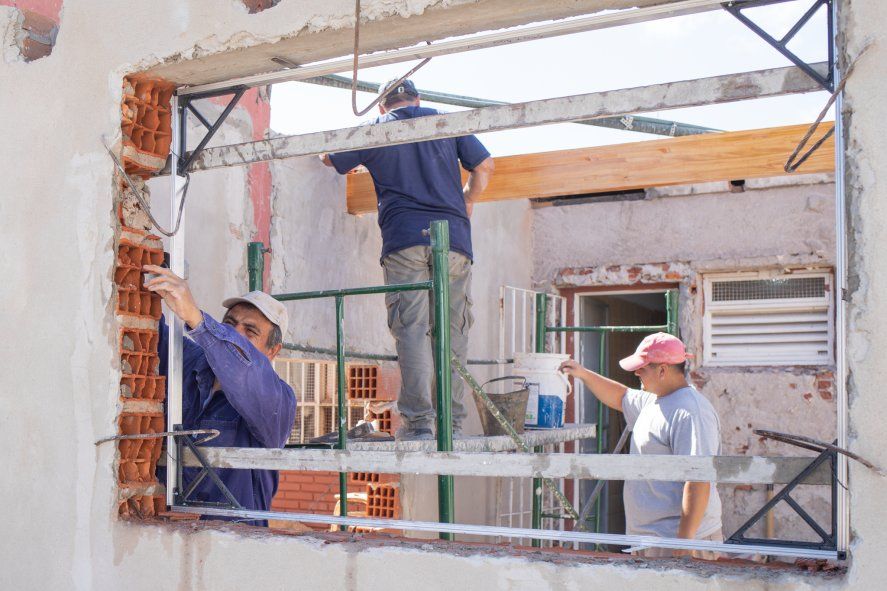 Problemas edilicios y subejecución presupuestaria: la pesada herencia de las escuelas de Lanús. Problemas edilicios y subejecución presupuestaria: la pesada herencia de las escuelas de Lanús.