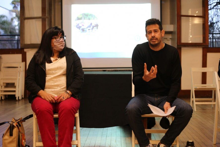 Marcelo Galland y Marcela Fernández en la presentación del Observatorio de Clubes de La Plata, Berisso y Ensenada