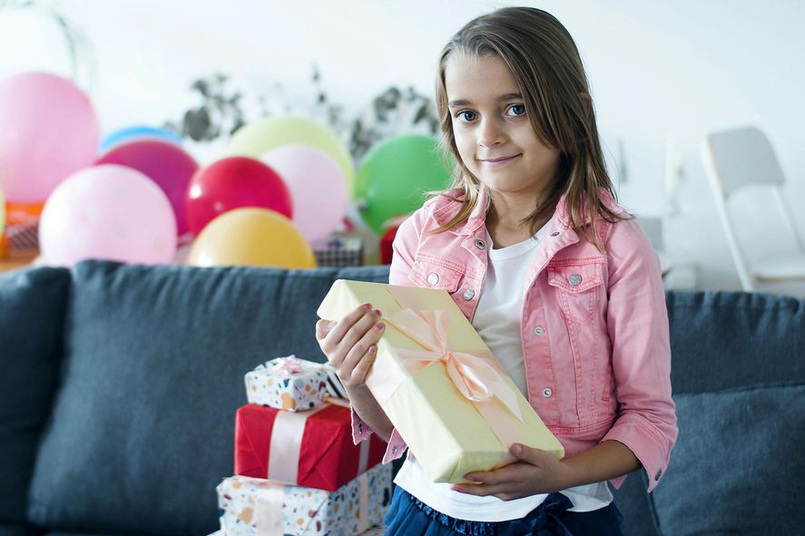 Te traemos 5 ideas para celebrar el Día del Niño en casa. Te traemos 5 ideas para celebrar el Día del Niño en casa.