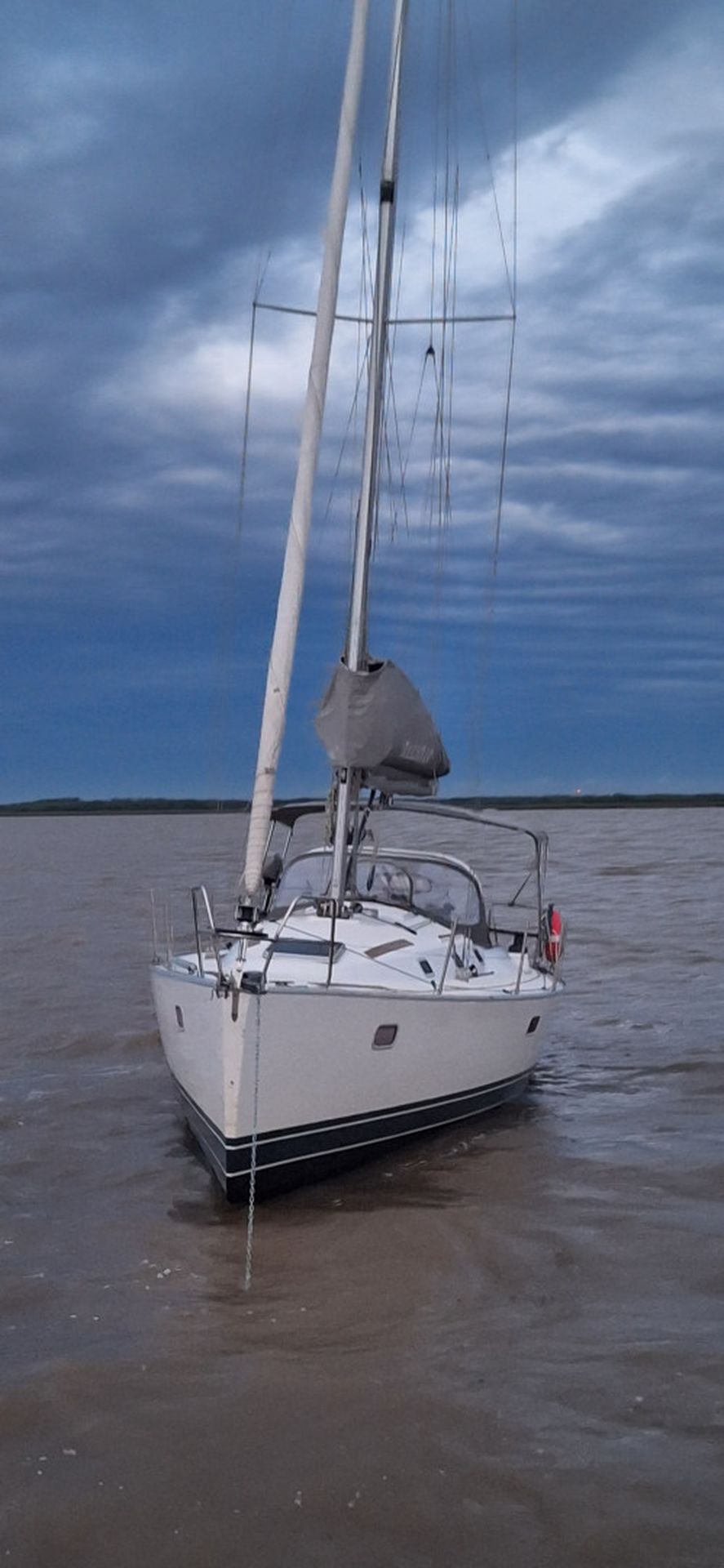 El rescate de Prefectura Naval Argentina a 6 tripulantes que habían quedado a la deriva en el Río de La Plata.