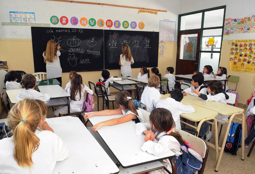 Las clases comenzarán el viernes 1° de marzo en todos los niveles, con excepción del nivel superior, que iniciará el lunes 13 de marzo. 
