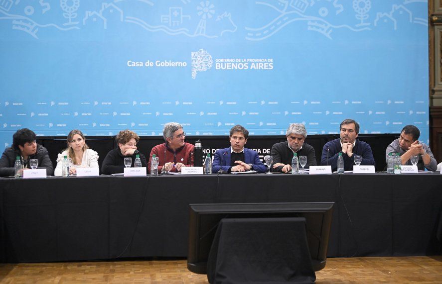 El gobernador bonaerense, Axel Kicillof, encabezó un plenario de la Comisión Provincial para la Erradicación del Trabajo Infantil.