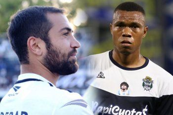 Fabián Rinaudo y Harrinson Mancilla dos de los últimos 5 de Gimnasia.