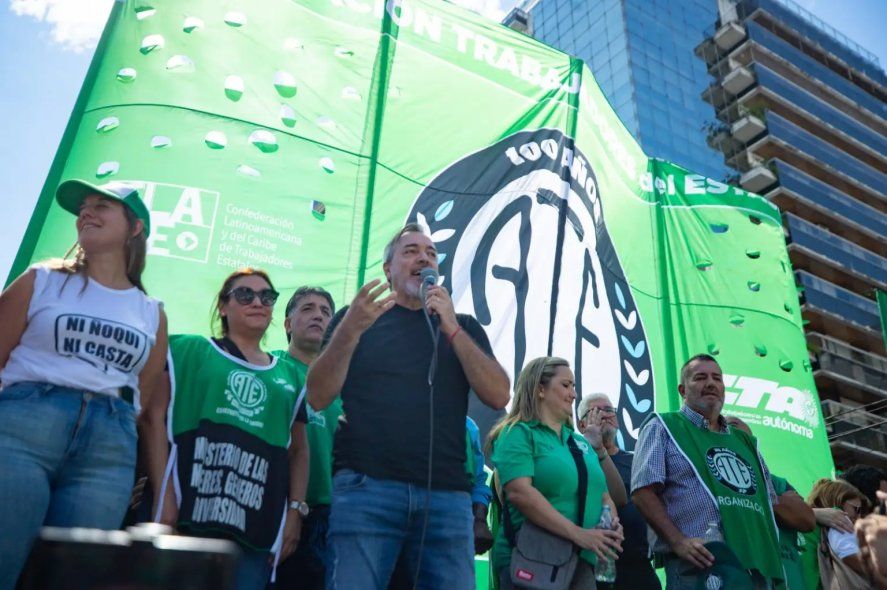 Paritarias de estatales nacionales: La oferta del Gobierno de Milei dividió a los gremios