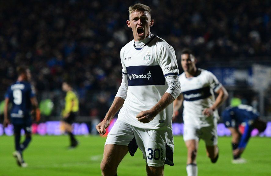 Rodrigo Castillo y el festejo personal en el triunfo de Gimnasia en la Liga Profesional Rodrigo Castillo y el festejo personal en el triunfo de Gimnasia en la Liga Profesional