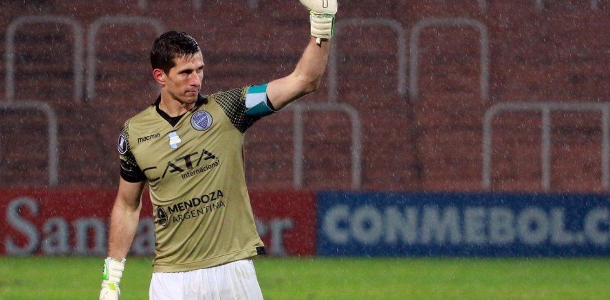 Rodrigo Rey confirmó que jugará en el Lobo.