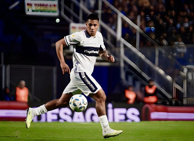 Rodrigo Saravia no estuvo presente en el primer entrenamiento del Lobo