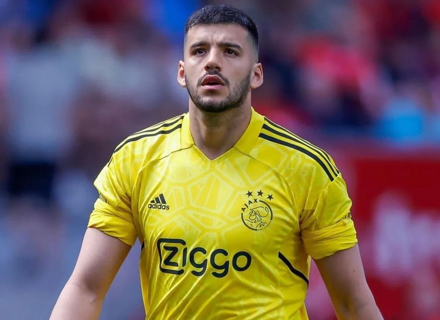 Gerónimo Rulli con la camiseta del Ajax. ¿Volverá a Estudiantes?