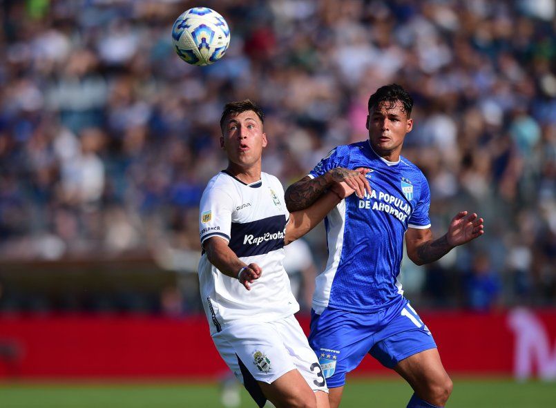 Santino Primante, de buen partido en la victoria de Gimnasia ante Atlético Tucumán. ¿Repite en La Bombonera?