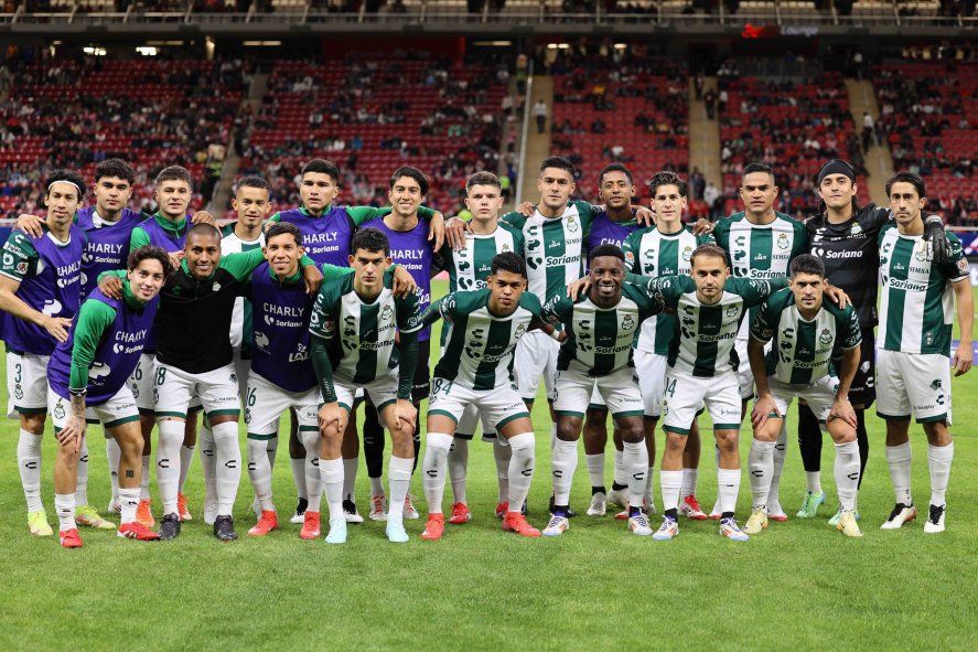 Santiago Núñez, pretendido por Estudiantes, titular en el debut de Santos Laguna en el Torneo Clausura de la Liga MX