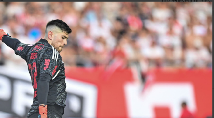 Rossi dejó Boca siendo aclamado por la gente, jugó con CR7 y ahora se ganó a la gente de Flamengo. Rossi dejó Boca siendo aclamado por la gente, jugó con CR7 y ahora se ganó a la gente de Flamengo.
