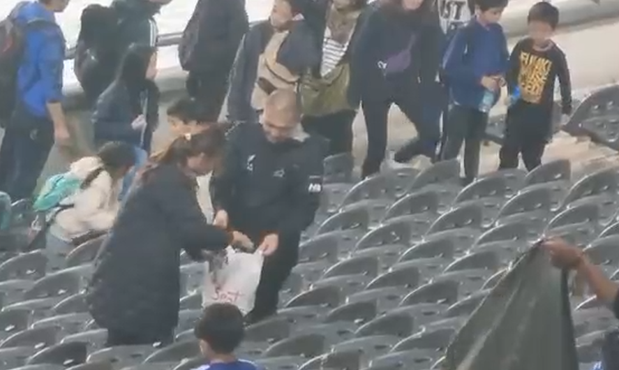 Una linda imágen en el debut de la sede La Plata para el Mundial Sub 20.