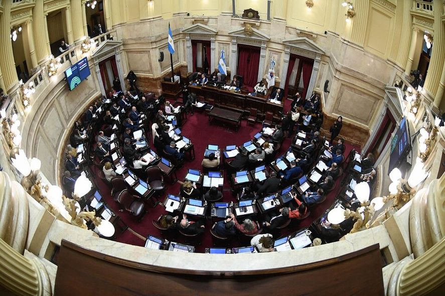 Unión por la Patria pide tratar el DNU en una sesión del Senado. Unión por la Patria pide tratar el DNU en una sesión del Senado.