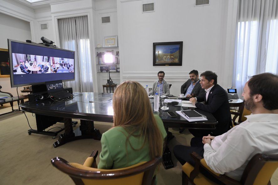 Axel Kicillof mantiene una intensa agenda de relaciones internacionales. En marzo se reunió con representantes de los BRICS.