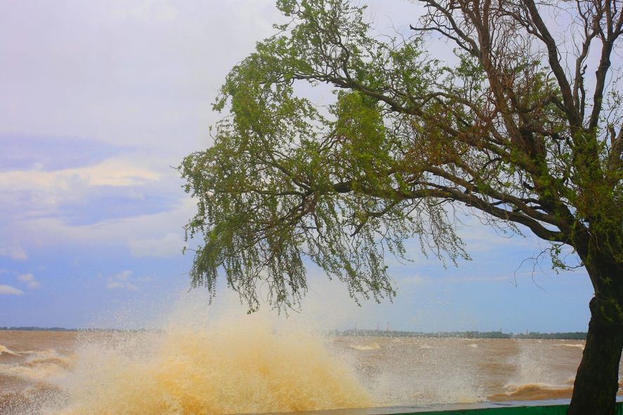 El Río de La Plata y la costa bonaerense tendrán una crecida durante la tarde y noche de hoy.