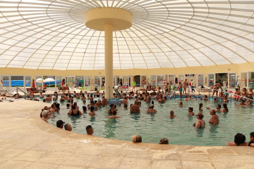 Dolores cuenta con una gran variedad de propuestas para estas vacaciones de invierno: termas, recorridos, termas y más. Dolores cuenta con una gran variedad de propuestas para estas vacaciones de invierno: termas, recorridos, termas y más.