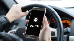 Choferes de Uber, DiDi y Cabify preparan un apagón nacional con fuerte impacto en La Plata