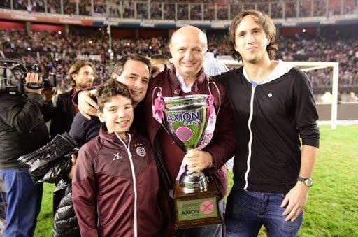 Russo también hablo de la presión de los dueños de los derechos para que vuelva el fútbol.