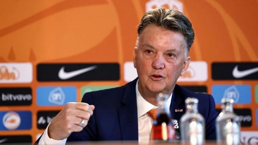 Louis Van Gaal, DT de Países Bajos en 2014, volverá a enfrentar a la Selección Argentina en 2022.