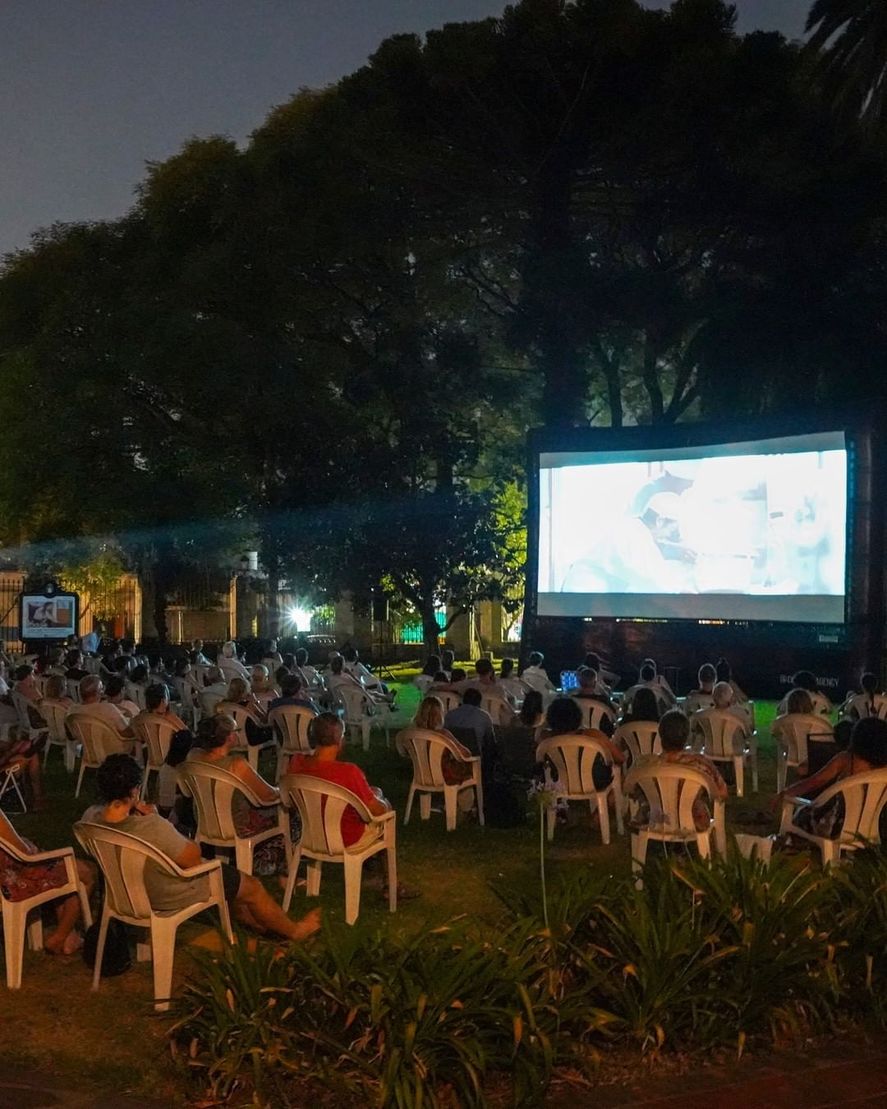 La Noche de los Museos de Vicente López se realizará el sábado 9 de noviembre, desde las 19 horas, en distintos museos del partido. 