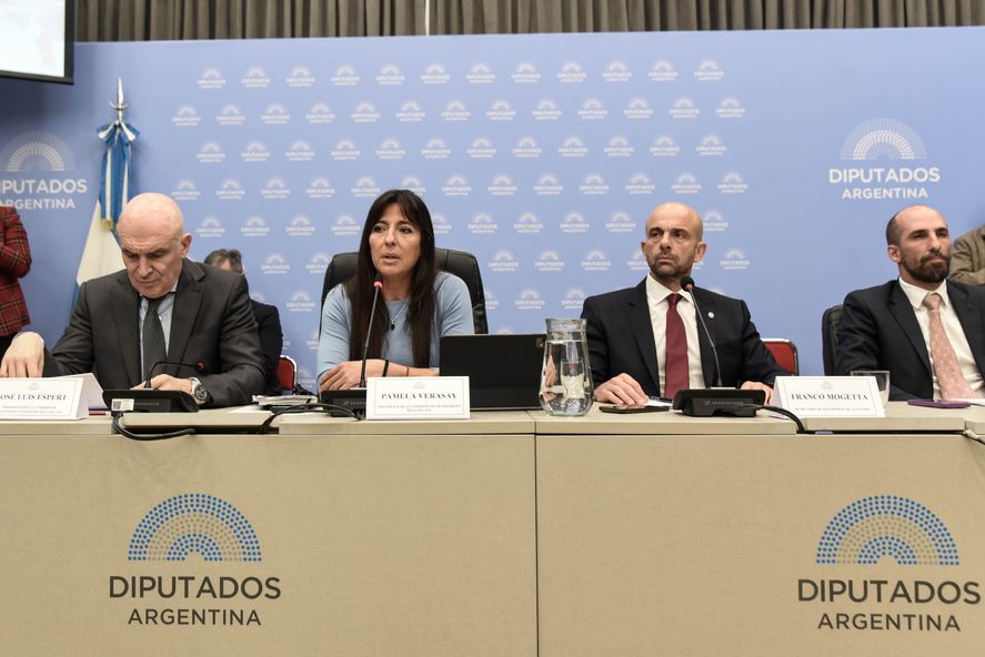 Franco Mogetta, secretario de Transporte de la Nación, fue a la Cámara de Diputados a defender la privatización de Aerolíneas.