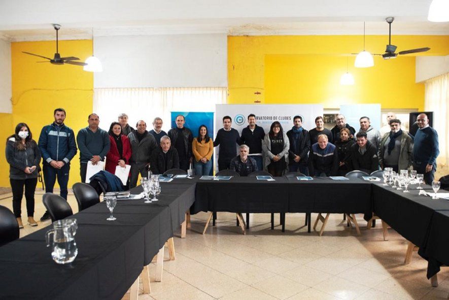 La presentación del Programa de Fortalecimiento de Clubes de Barrio, con presencia del Ministerio de Turismo y Deportes